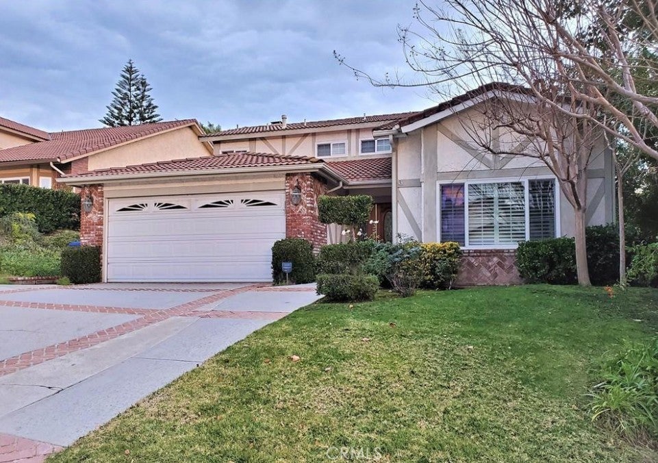 Photo of Listing #SR25184468