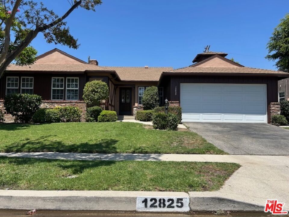 Photo of Listing #25579297