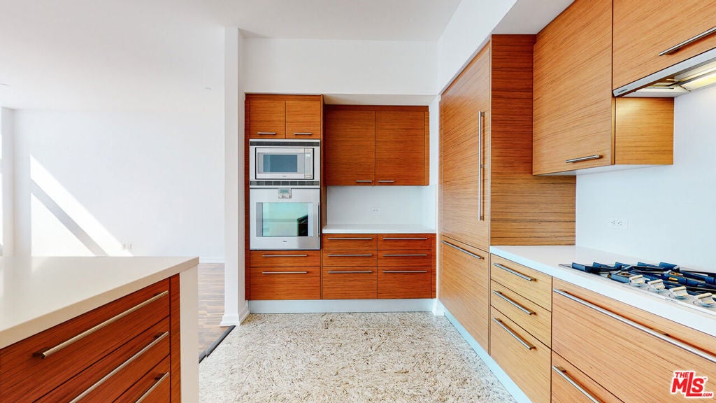 Photo of Listing #25579651