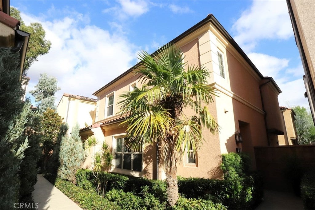 Photo of Listing #OC25185593