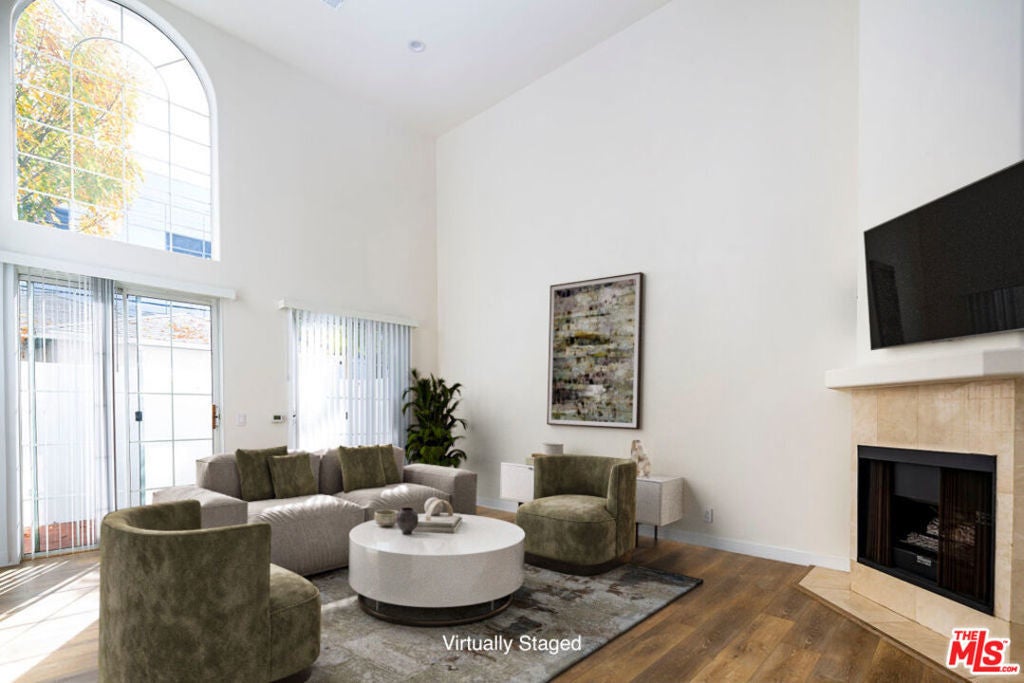 Photo of Listing #25579161