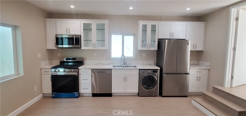 Photo of Listing #SR25186170