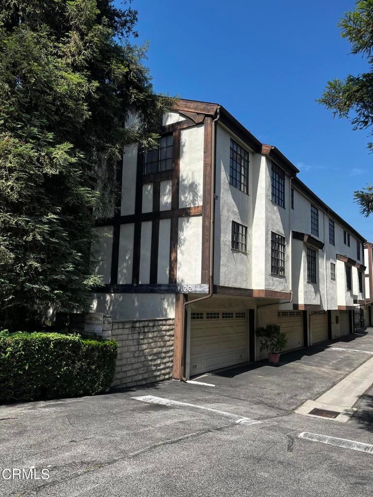 Photo of Listing #P1-23745