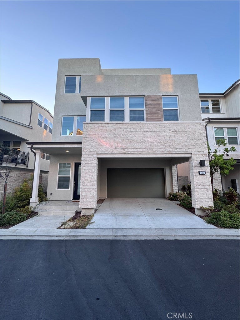 Photo of Listing #OC25186836