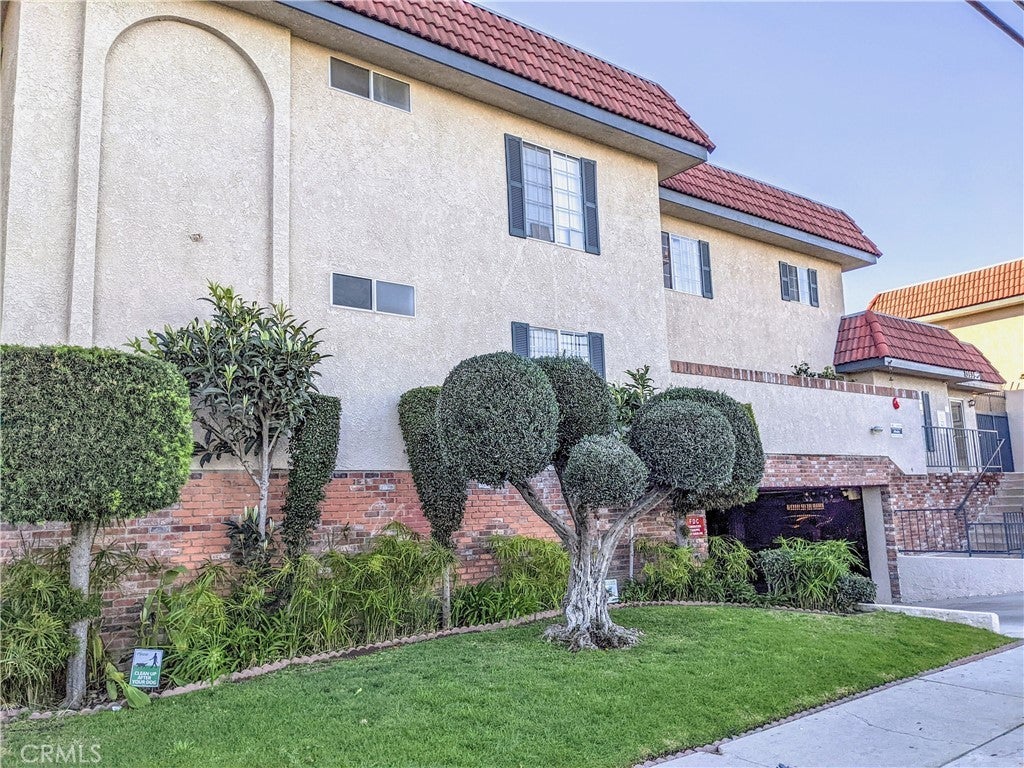 Photo of Listing #SB25186887