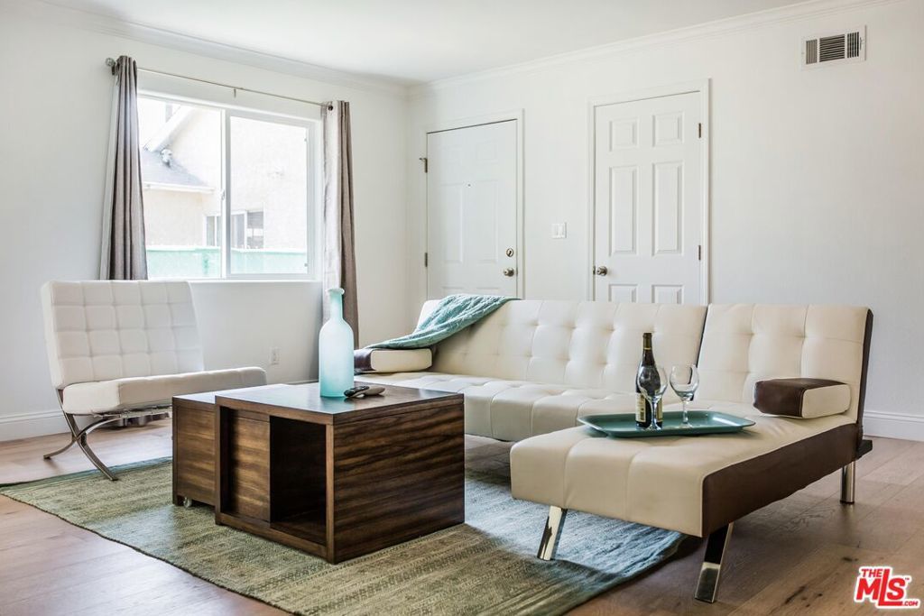 Photo of Listing #25580489