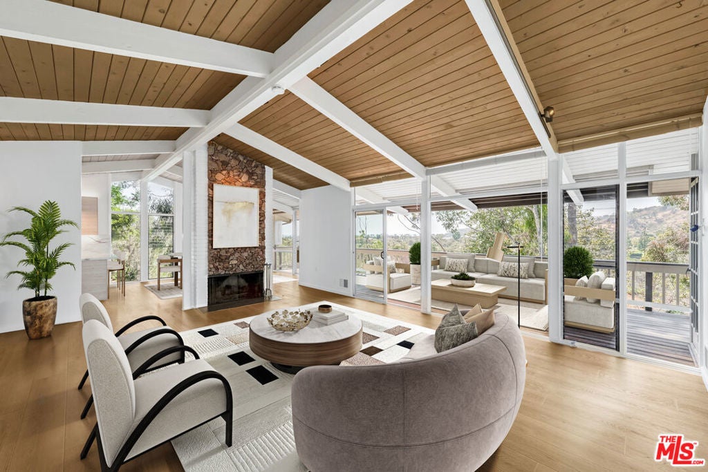 Photo of Listing #25580109