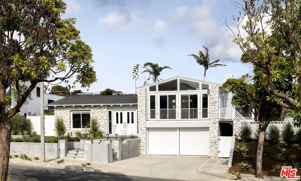 Photo of Listing #25580561