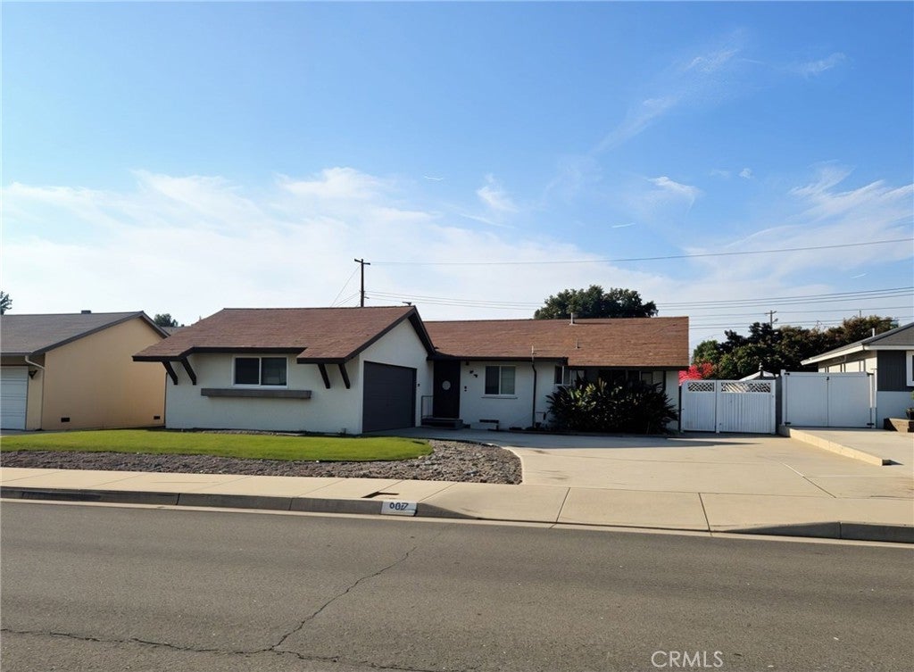 Photo of Listing #CV25187849