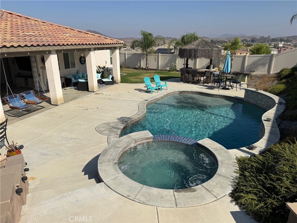 Photo of Listing #SW25187856