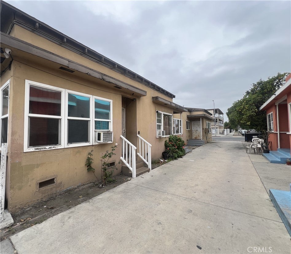 Photo of Listing #SB25188106