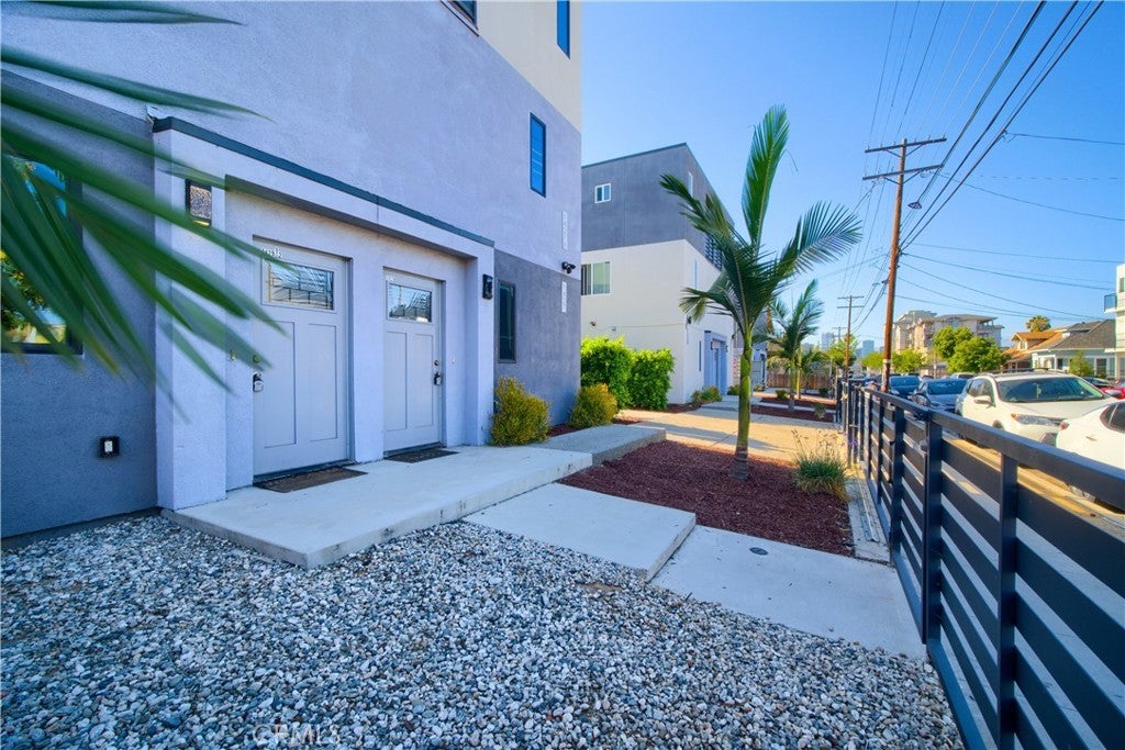 Photo of Listing #OC25187491