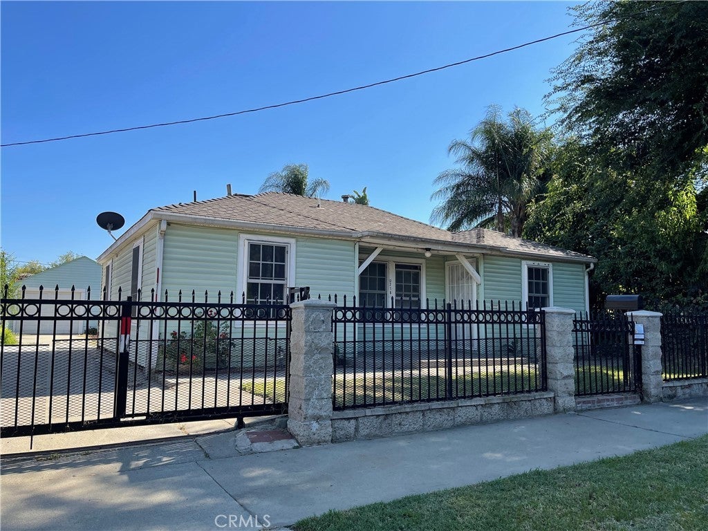 Photo of Listing #CV25185603