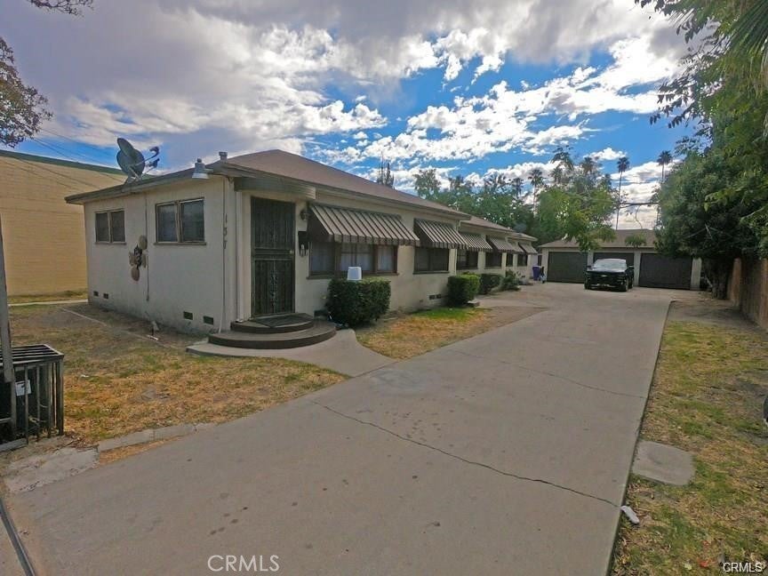 Photo of Listing #SR25188393