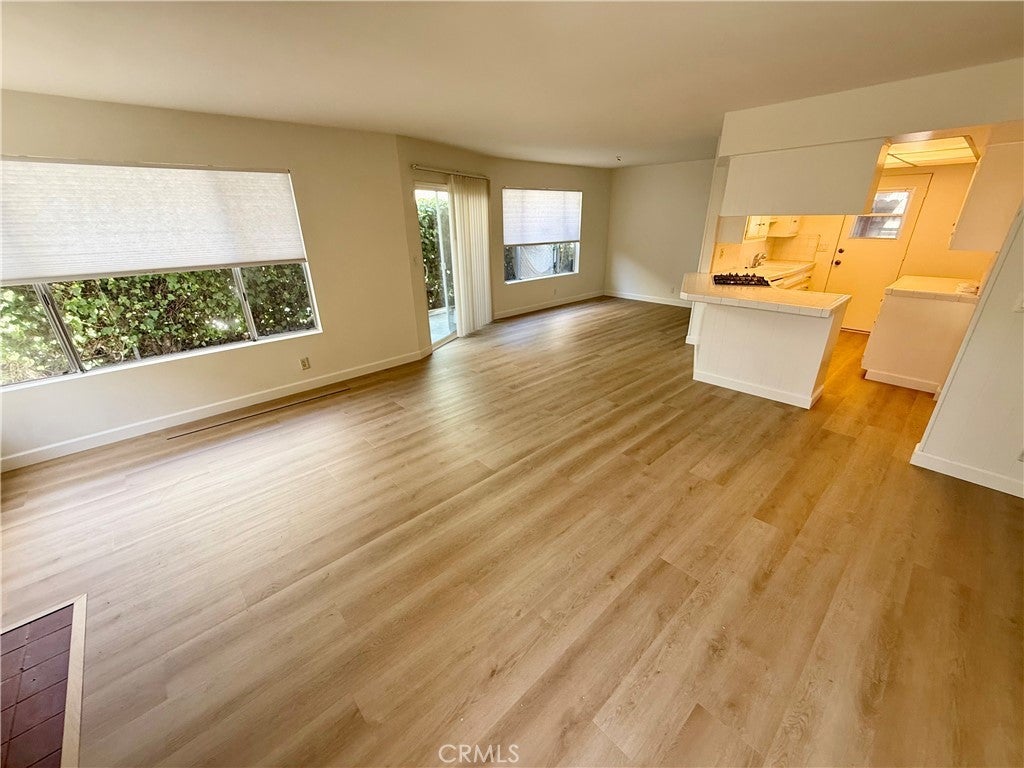 Photo of Listing #OC25188416