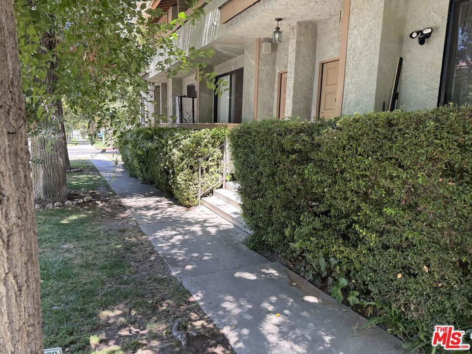 Photo of Listing #25580635