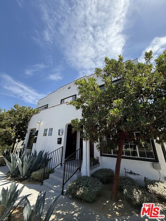 Photo of Listing #25581115