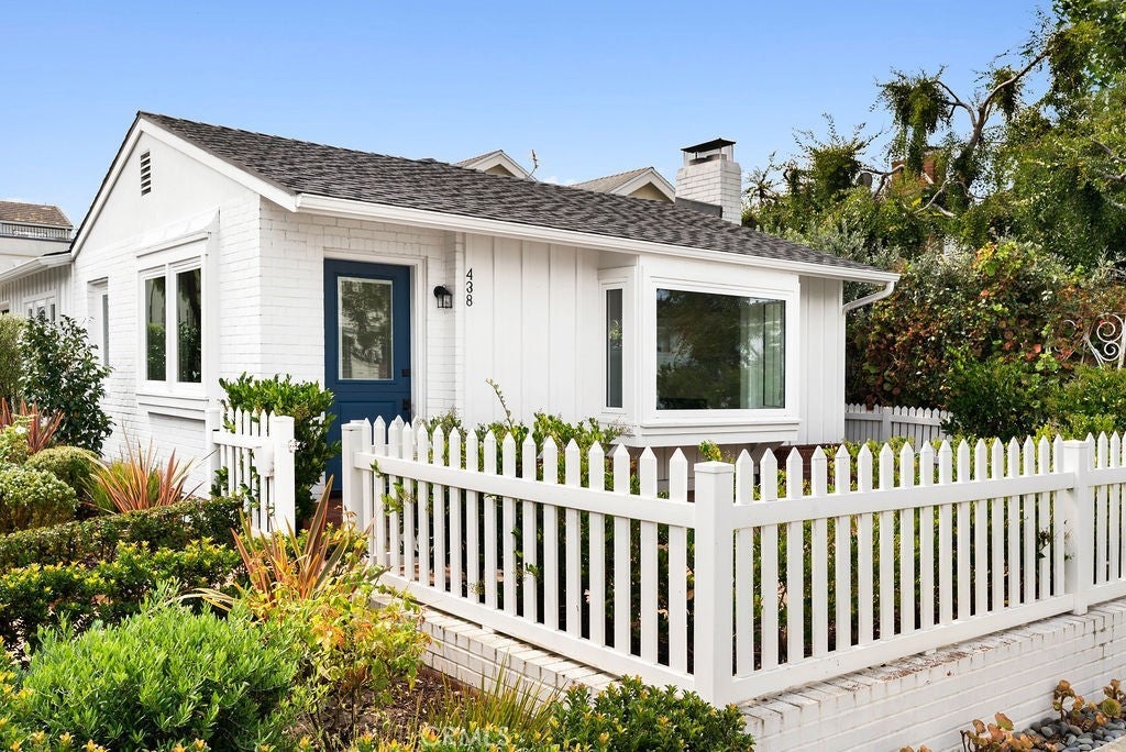 Photo of Listing #NP25188135