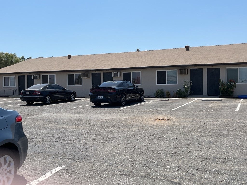 Photo of Listing #IV25188551