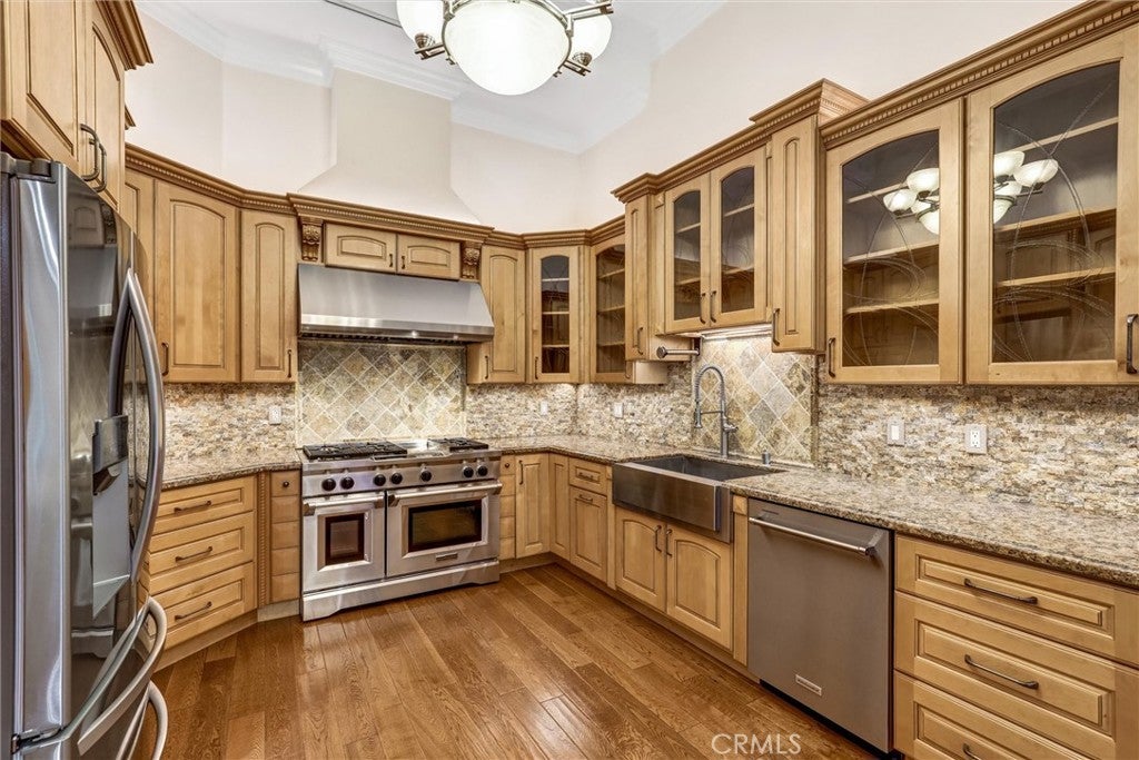 Photo of Listing #PW25189593