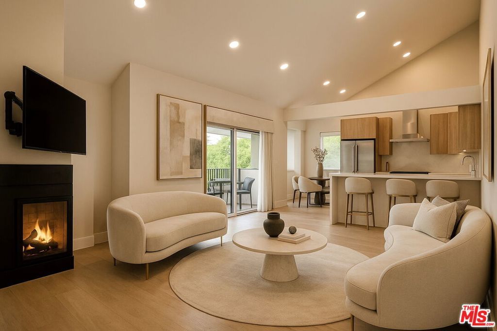 Photo of Listing #25582493