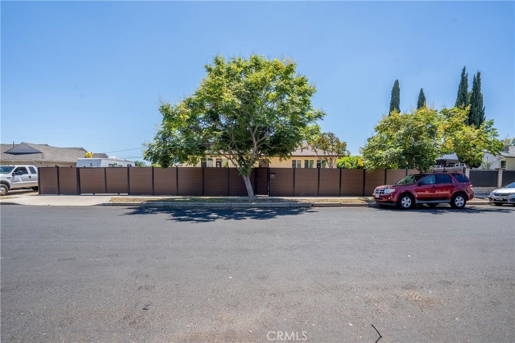 Photo of Listing #SR25187996