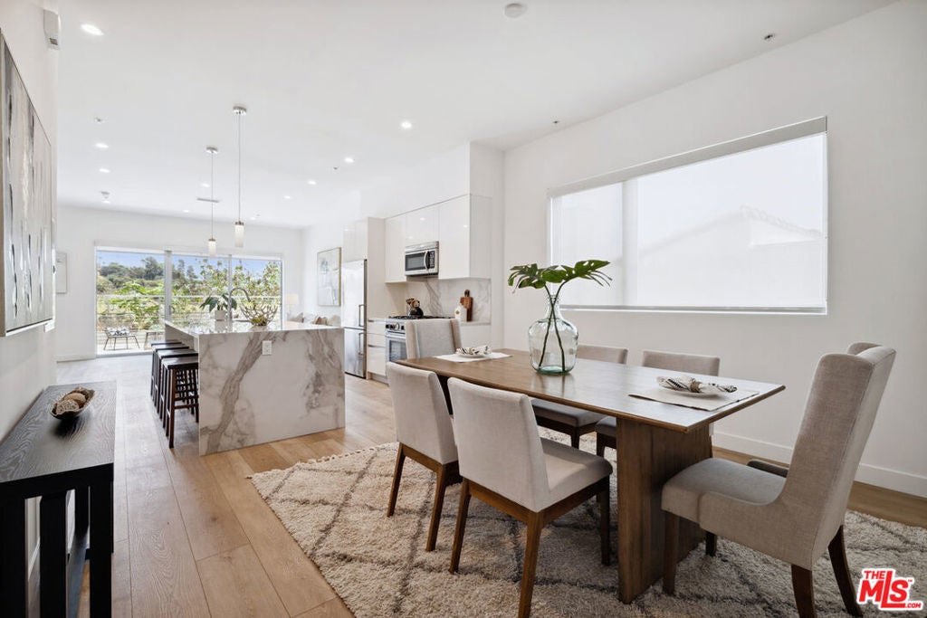 Photo of Listing #25582681