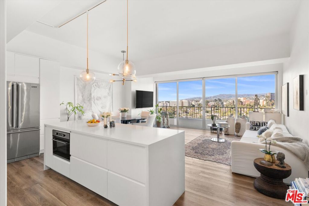 Photo of Listing #25582155