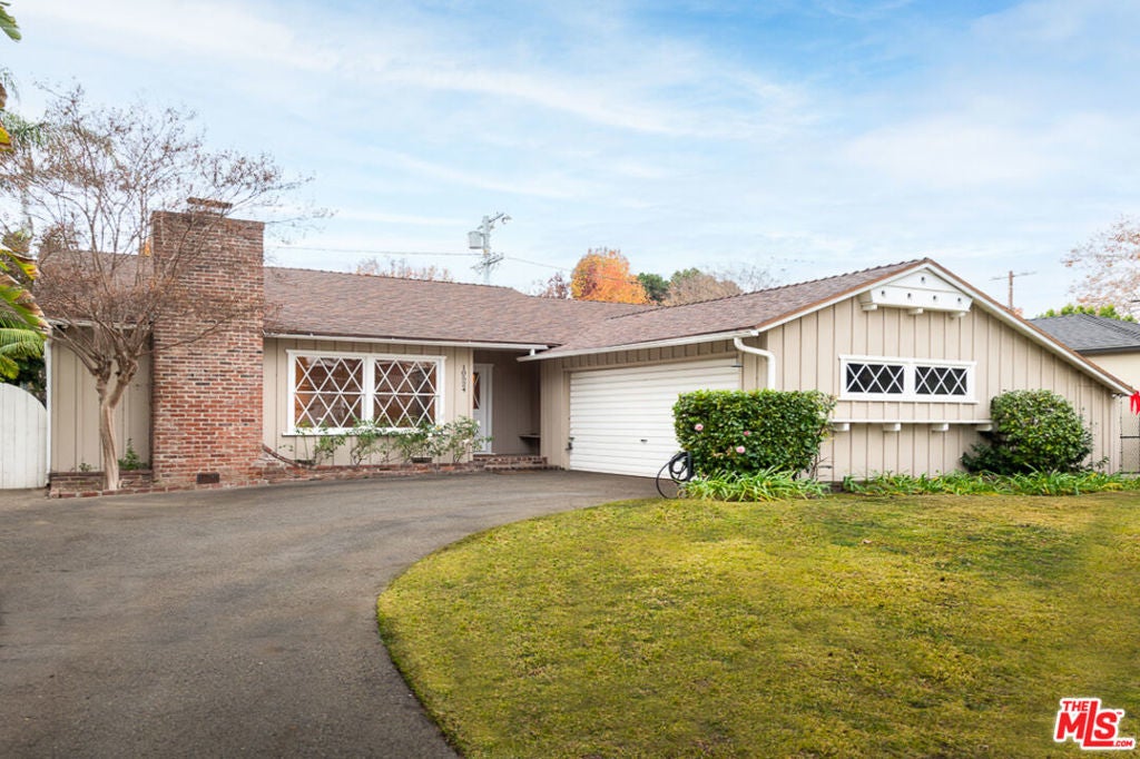 Photo of Listing #25579945