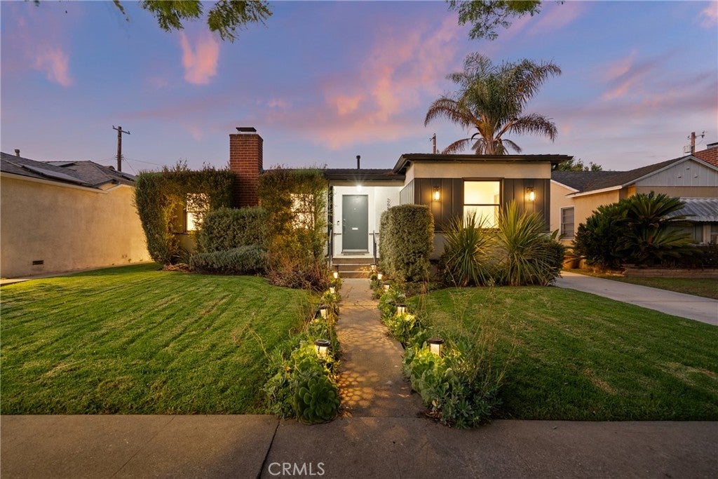 Photo of Listing #SR25188427