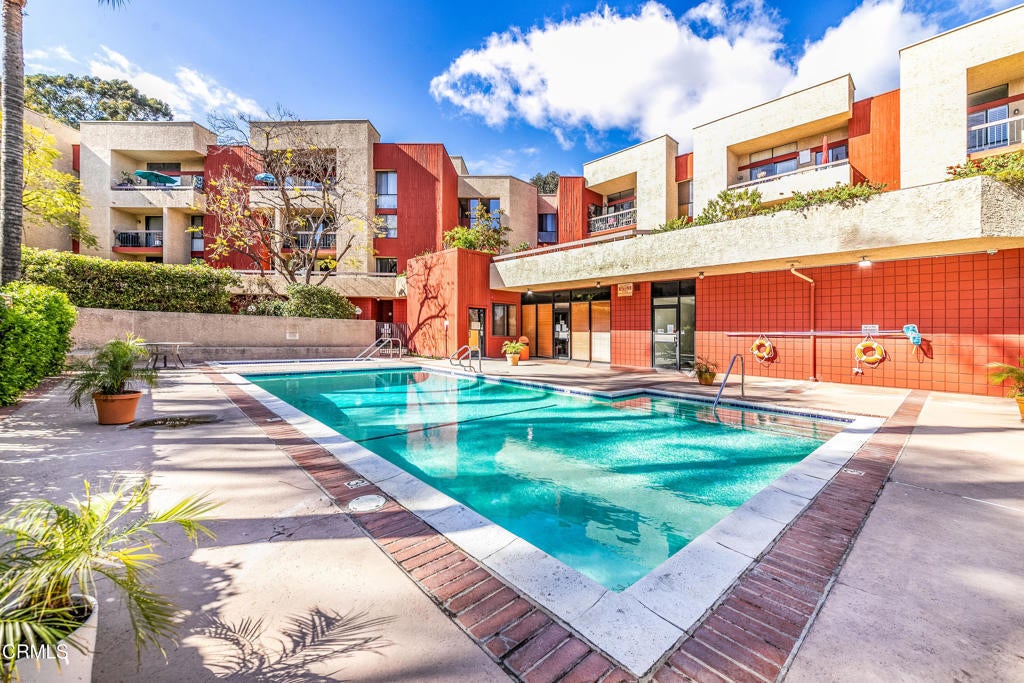 Photo of Listing #P1-23832