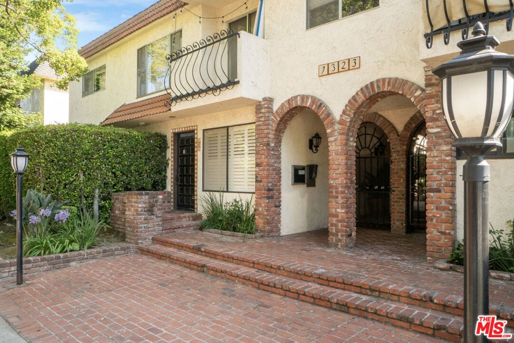 Photo of Listing #25581543