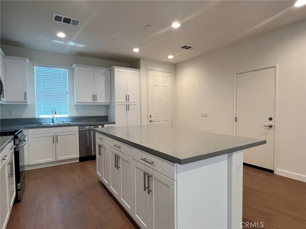 Photo of Listing #OC25191304