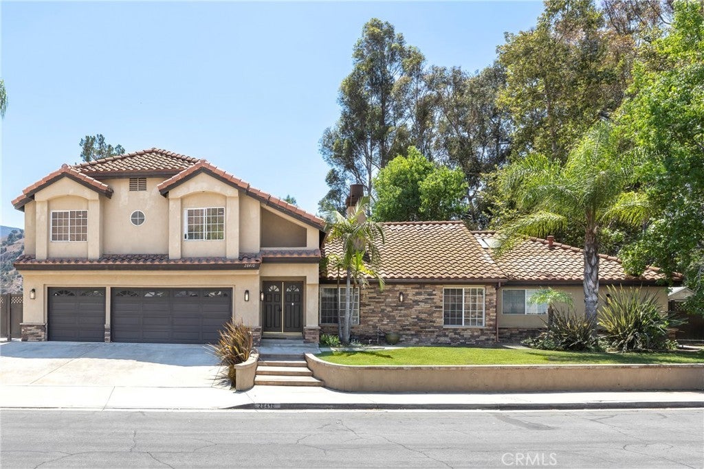 Photo of Listing #PW25191340