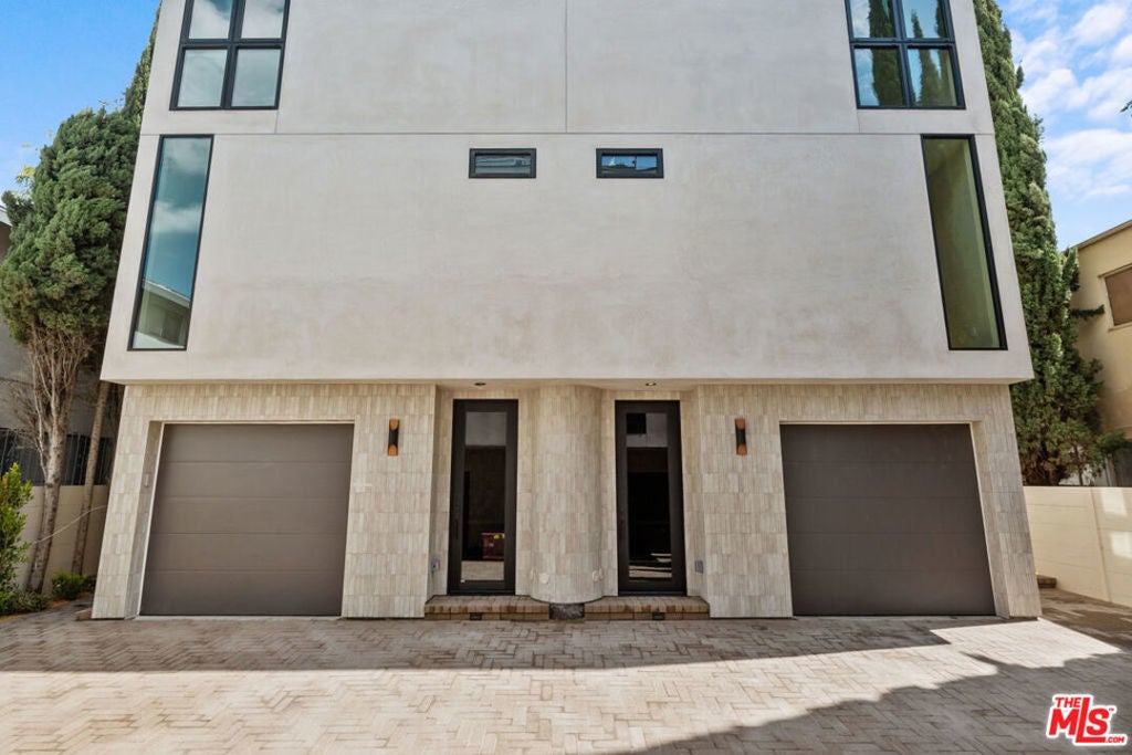 Photo of Listing #25583101