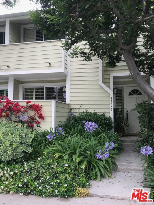 Photo of Listing #25583367