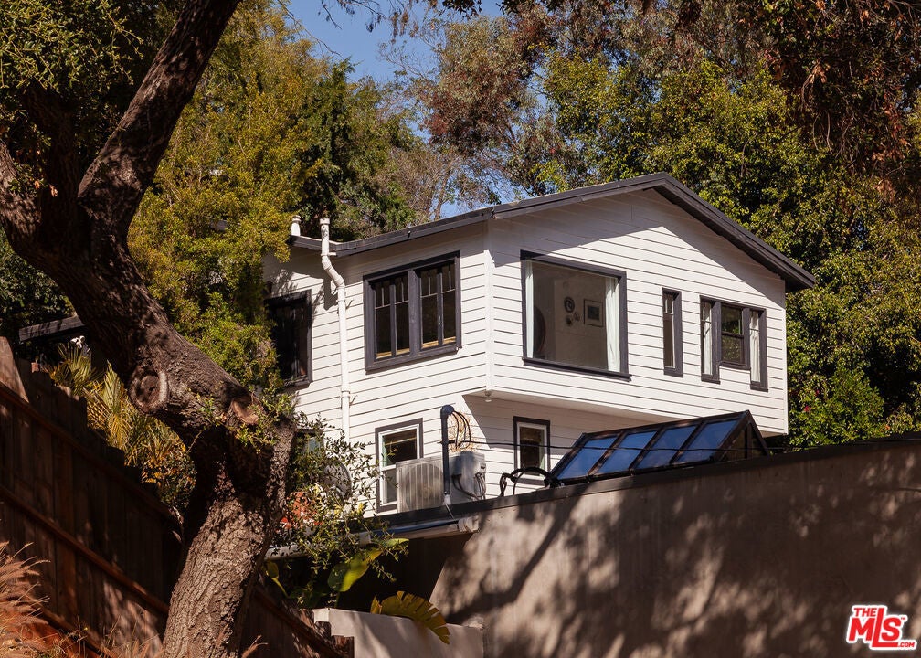 Photo of Listing #25579631