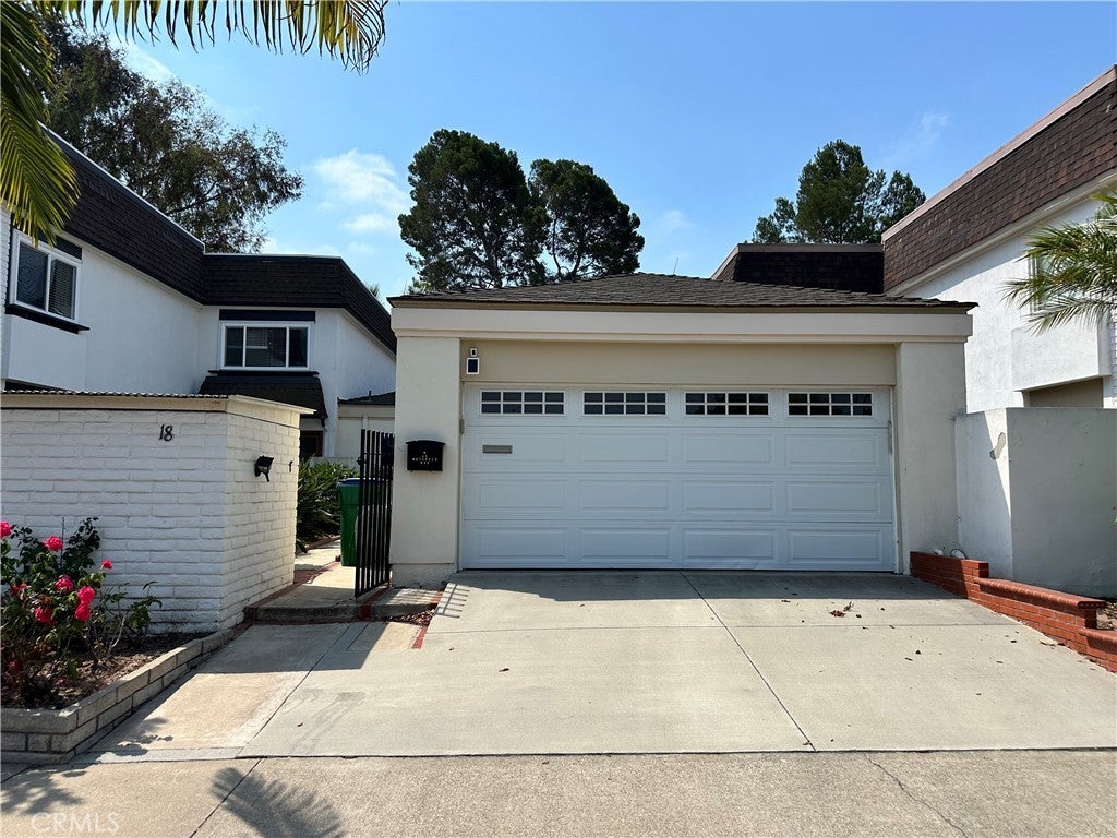 Photo of Listing #OC25192979