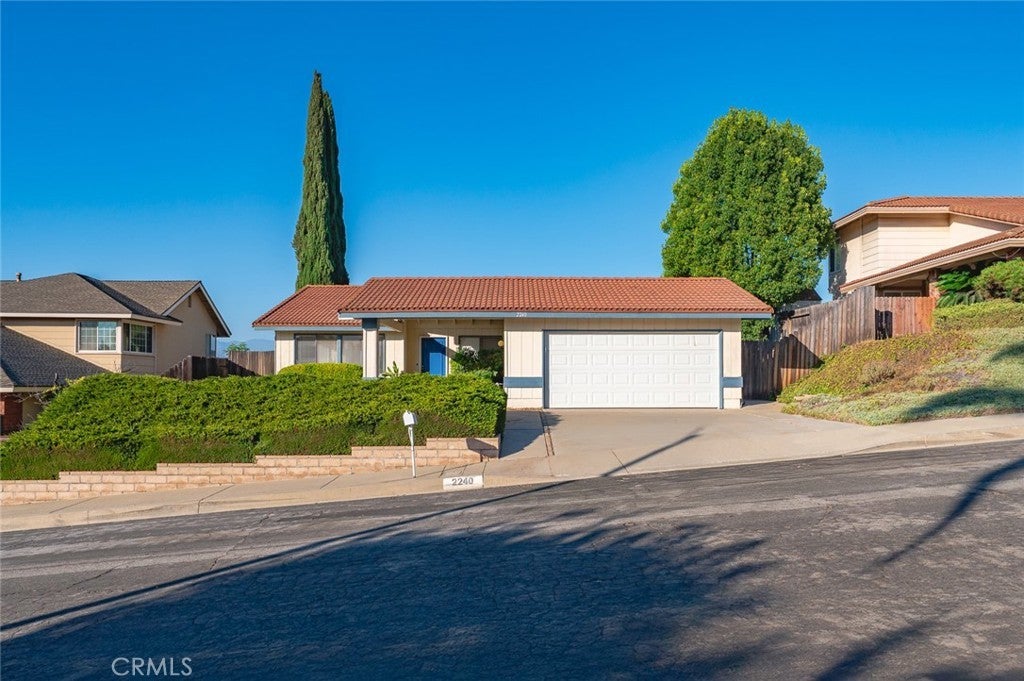 Photo of Listing #TR25192768