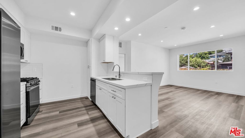 Photo of Listing #25583515