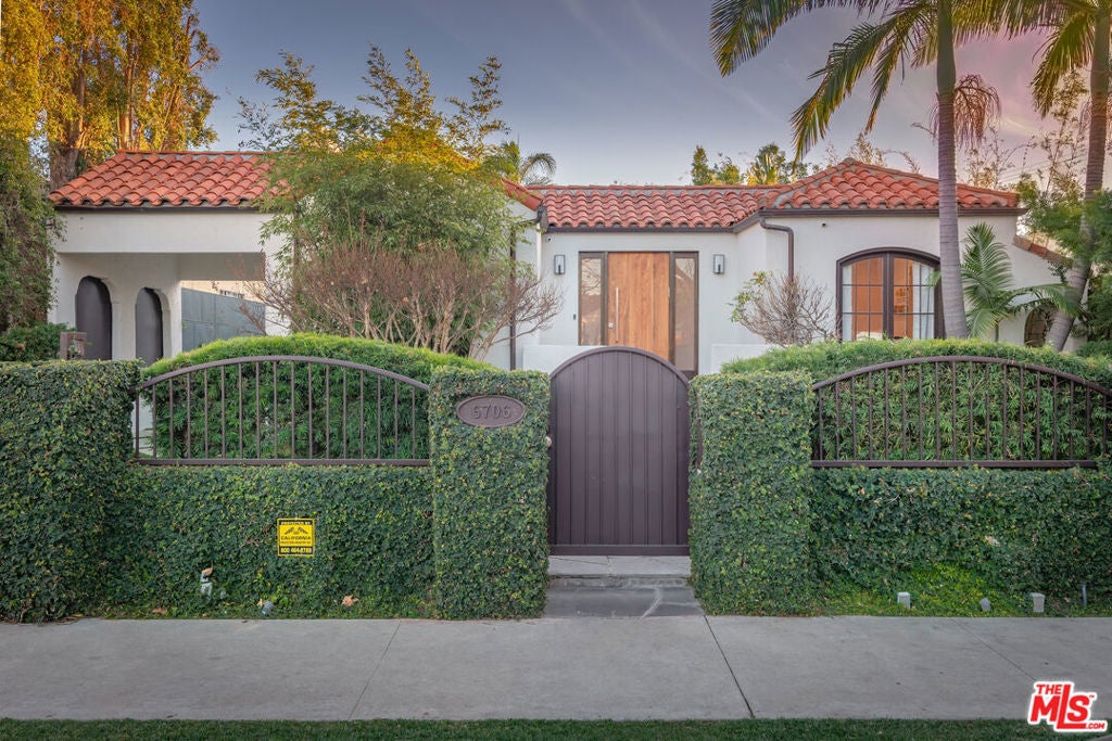 Photo of Listing #25583599