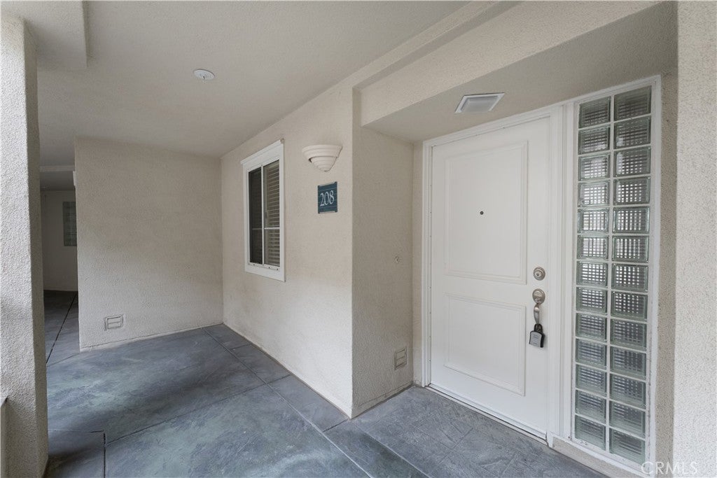 Photo of Listing #OC25193116