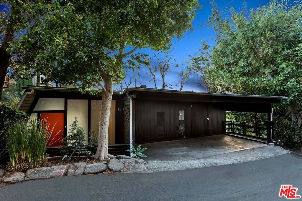 Photo of Listing #25583049