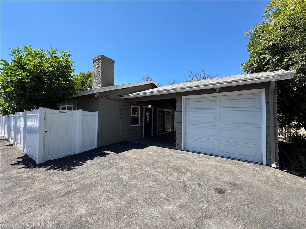 Photo of Listing #SR25181759