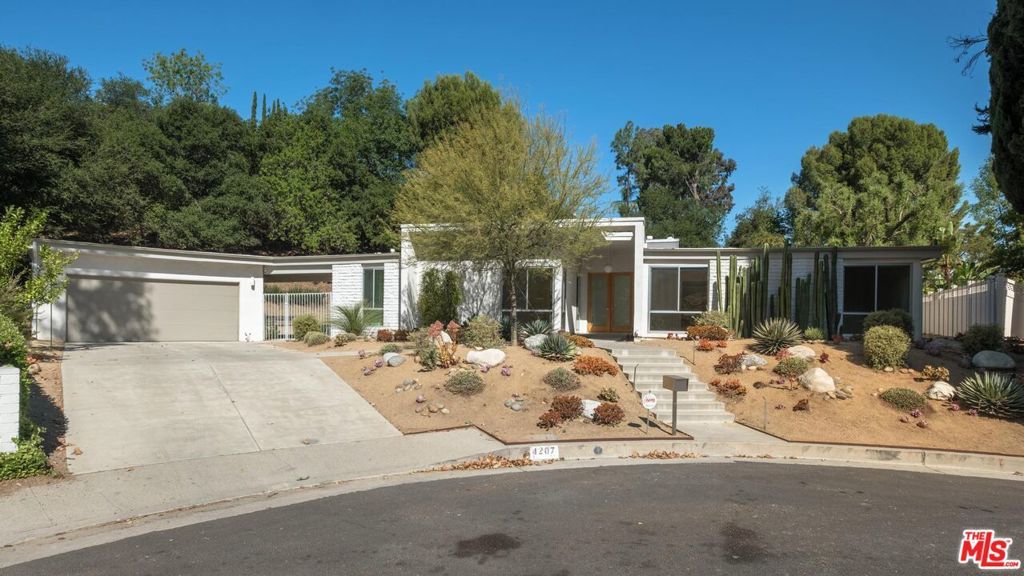 Photo of Listing #25583689