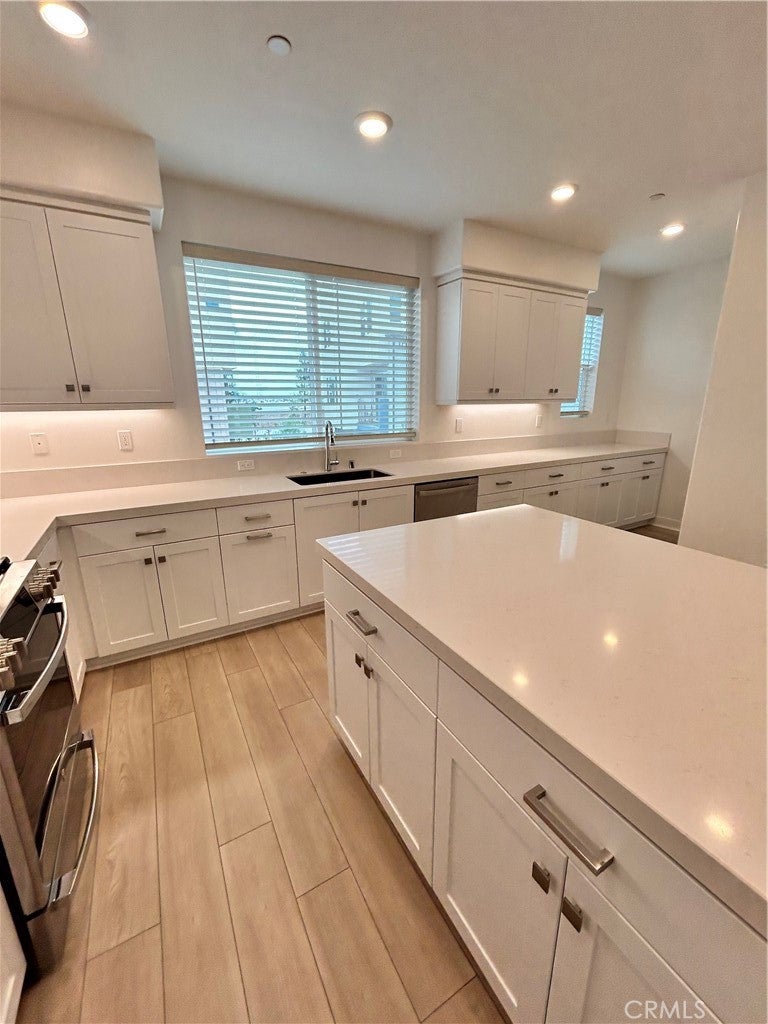 Photo of Listing #OC25193986