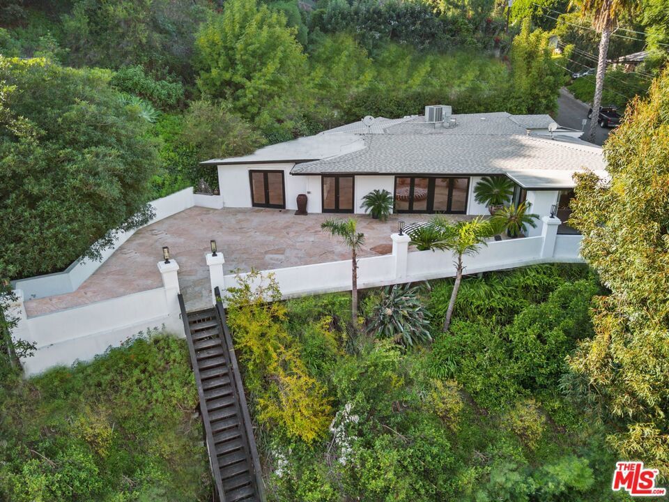 Photo of Listing #25584341