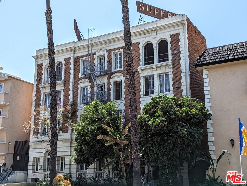 Photo of Listing #25584439