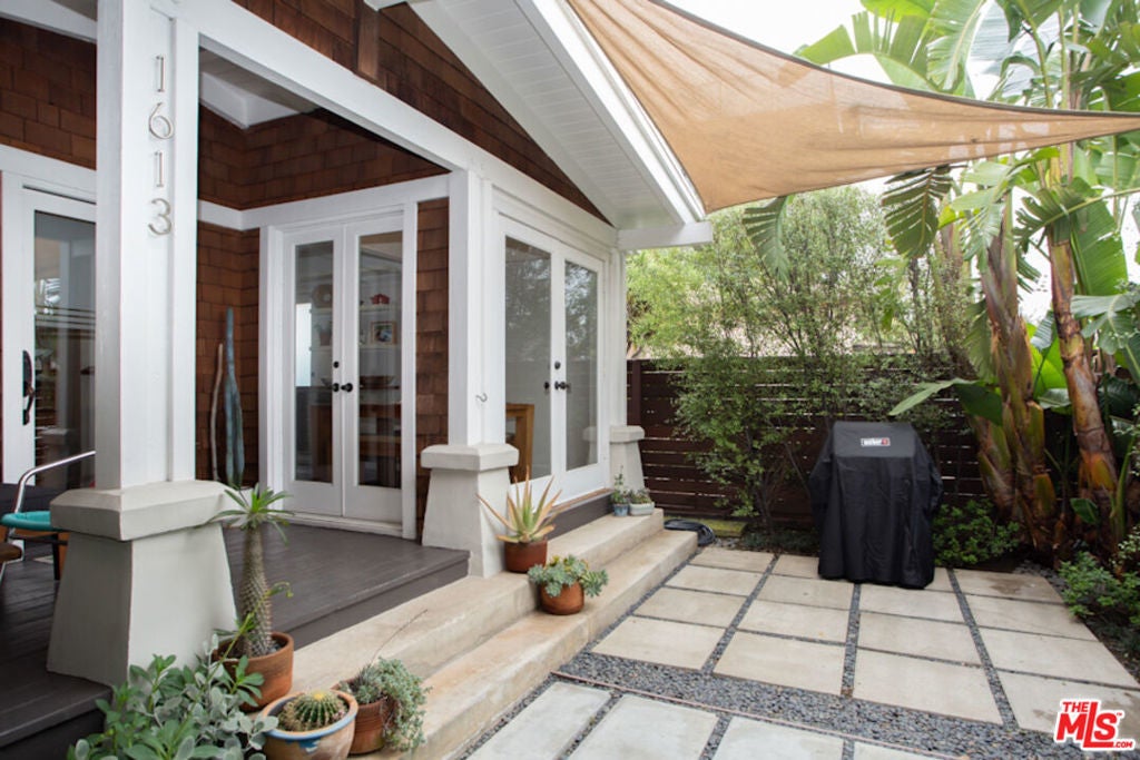 Photo of Listing #25580241