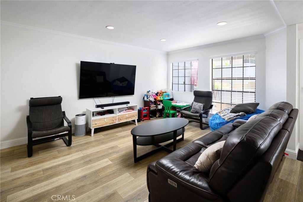 Photo of Listing #OC25194640